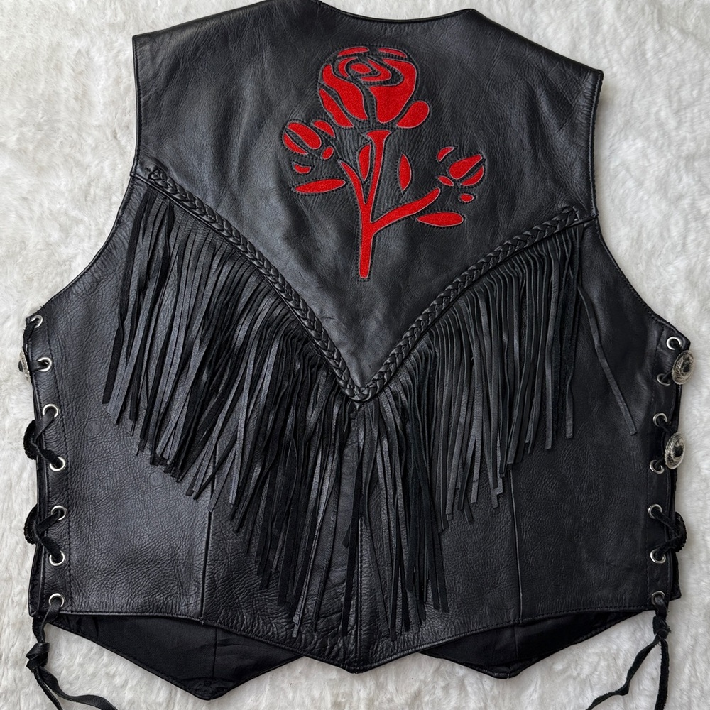 VTG S&S Cycle Black Leather Biker Vest Women L TX Rose Fringe Yoke Concho Moto - Picture 6 of 17